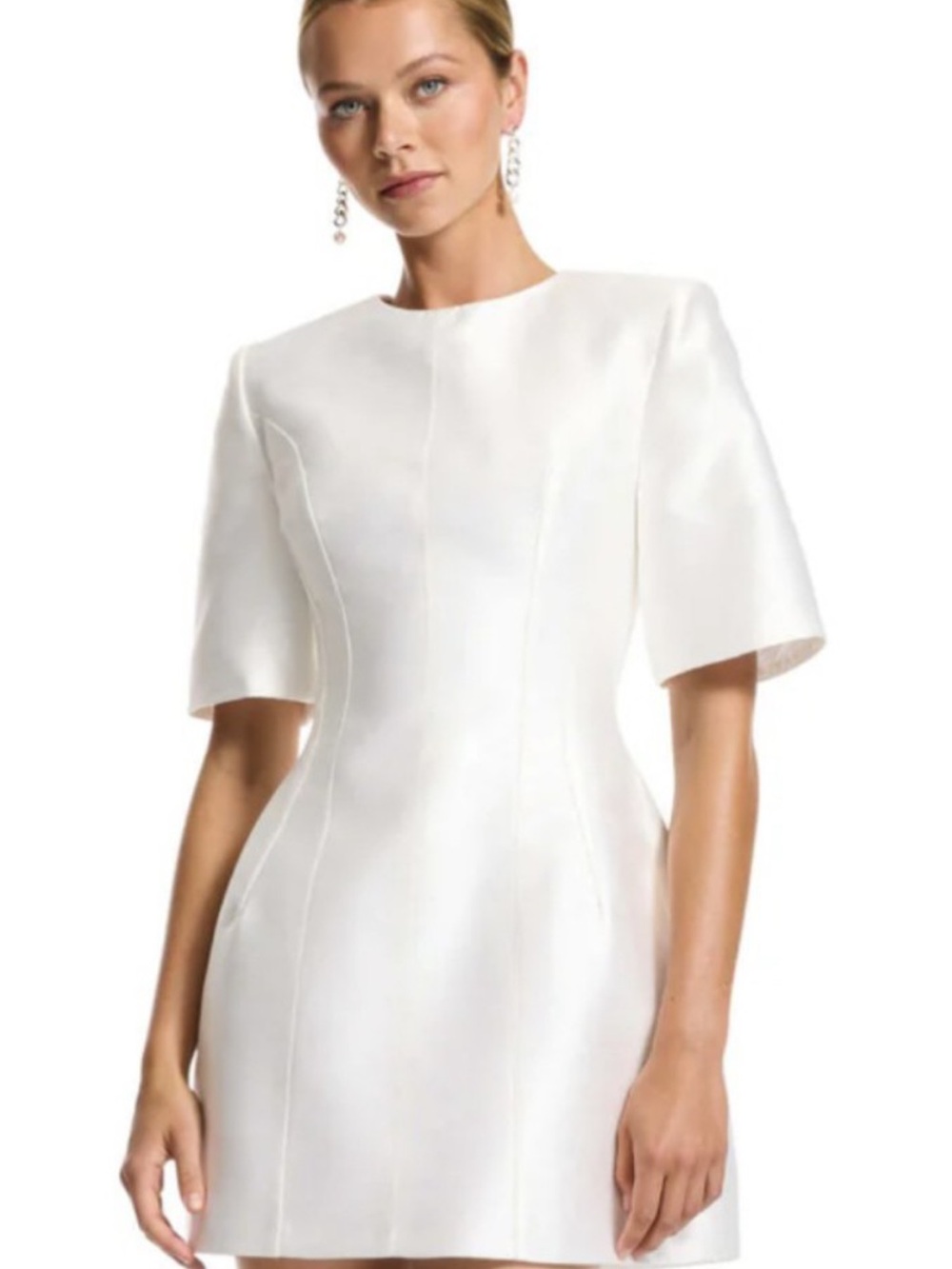 Khya short sleeve mini dress
Perfect for courthouse wedding!